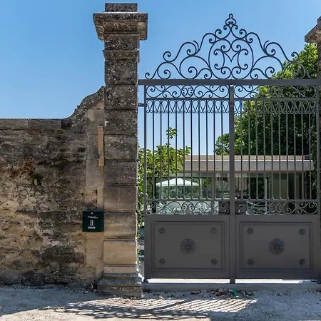 Le Pavillon M, D'hotes De Luxe Avec Piscine & 5* Grignan