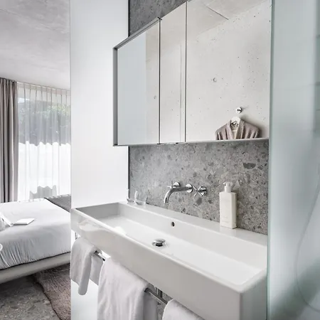 Le Pavillon M, D'hotes De Luxe Avec Piscine & Bed & Breakfast 5*
