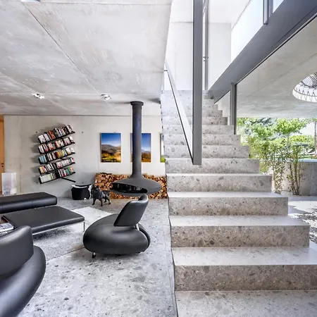 Le Pavillon M, D'hotes De Luxe Avec Piscine & Bed & Breakfast
